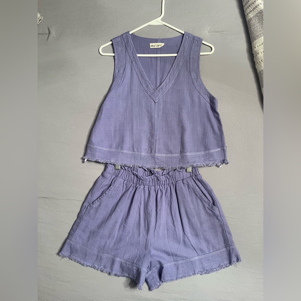 Boutique shorts set.  Size women’s medium.  
Periwinkle/lavender color.